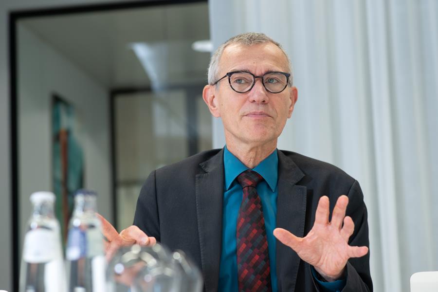 Vandenbroucke: Gemeenschappen bevoegd voor vergoeding stages