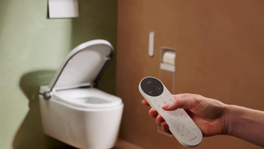 Toiletten anno 2025: contactloos, stil en op regenwater