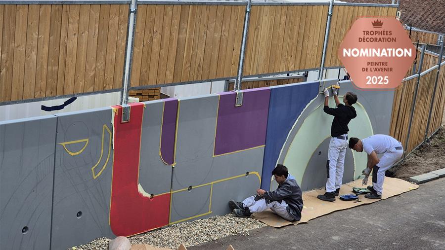Rampe à vélos Oosterweelwerken embellie de manière colorée
