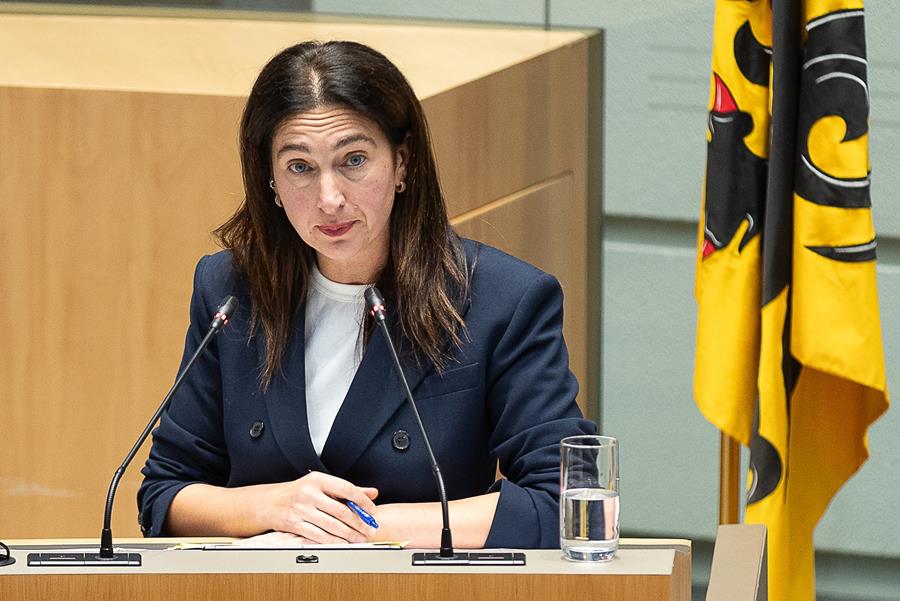 Vlaanderen lapt advies over aantal studenten aan zijn laars