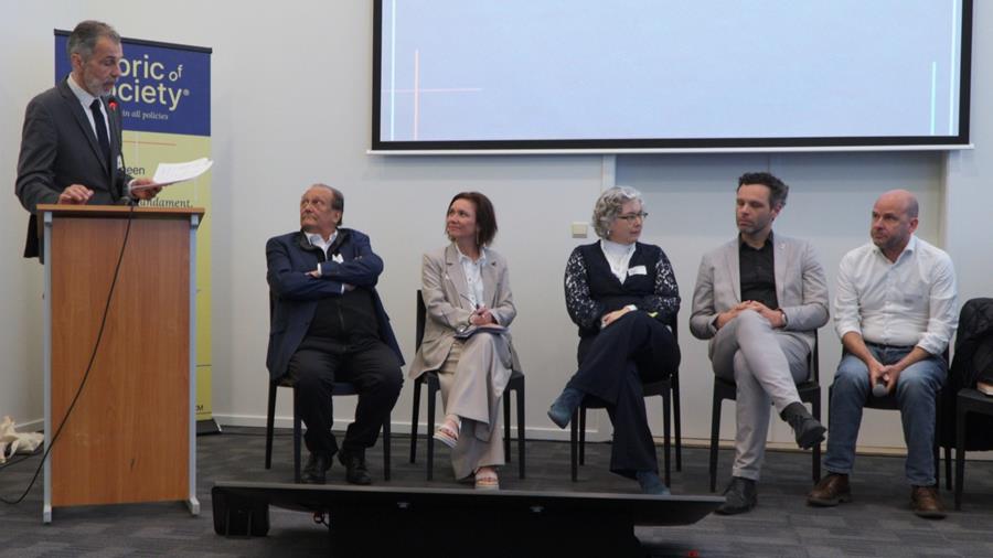 “Laat een adviserend arts van de Liberale Mutualiteit de leden van CM beoordelen”