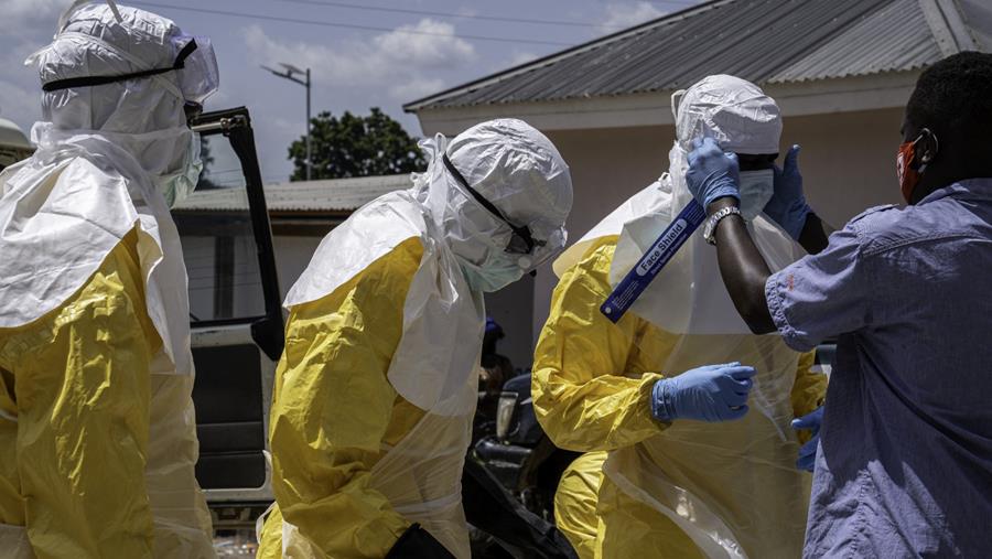 Ebola: Uitbraak "extreem ernstig en complex", zegt WHO-directeur