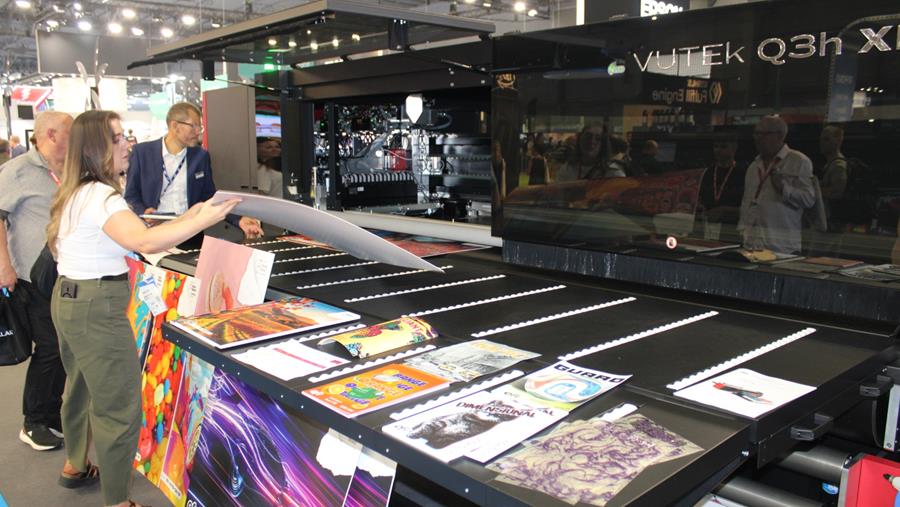 EFI toont nieuwe display-, verpakkings- en textieloplossingen in Barcelona