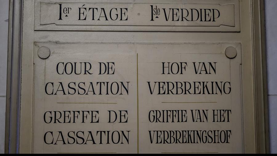 Onrechtmatige internering leidt niet automatisch tot vrijlating