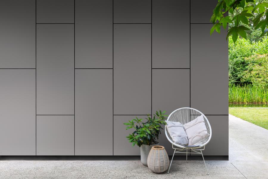 EQUITONE [coloura] + en 6 couleurs RAL