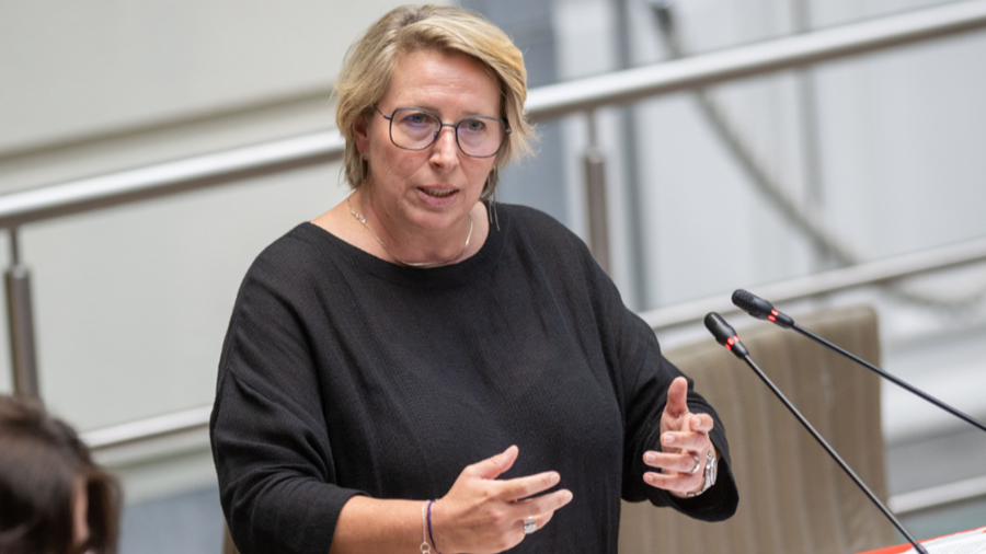 Gennez: "Abortustermijn moet verhoogd worden tot 18 weken"