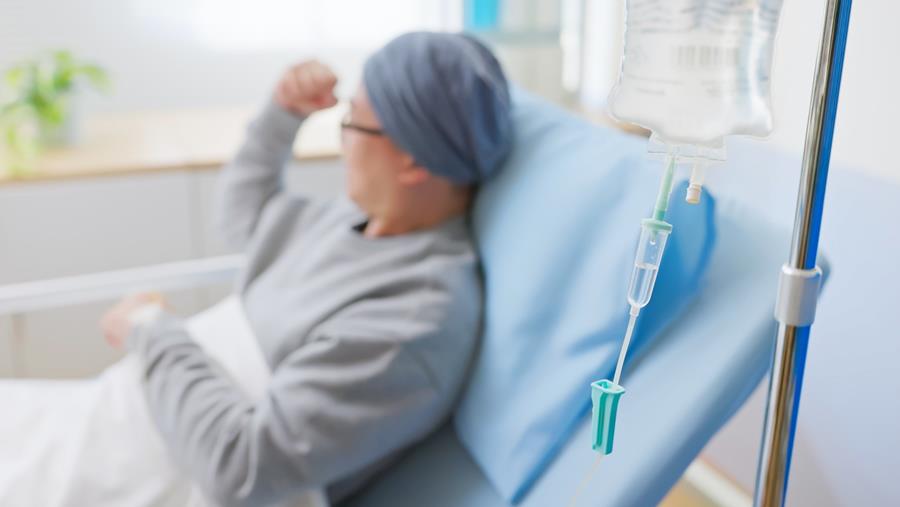Accès précoce à la lurbinectédine en entretien du cancer du poumon à petites cellules